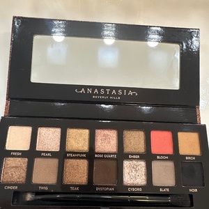 Anastasia Beverly Hills Sultry Palette